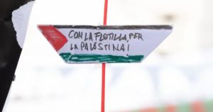 La Global Sumud Flotilla aseguró que la interceptación de sus barcos en aguas internacionales por parte de las fuerzas israelíes constituyó un crimen de guerra.