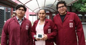 Científicos mexicanos del IPN desarrollaron un estetoscopio portátil impulsado por inteligencia artificial (IA) que detecta de forma temprana daños cardiacos.