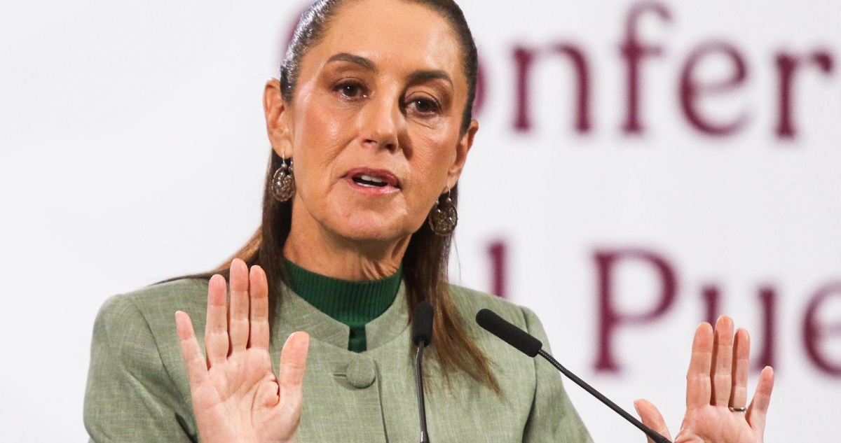 Sheinbaum rechazó la decisión de suspender varias rutas de aerolíneas mexicanas a EU; dijo que México no es piñata de nadie y hay buena relación con su vecino.