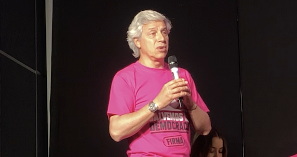 Claudio X. González presentó hoy la propuesta "Salvemos la democracia" para una iniciativa de reforma electoral.