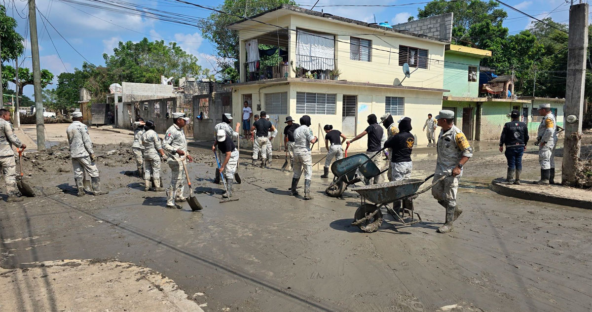 La CNPC mantiene tareas de limpieza en Veracruz
