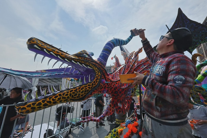 The Monumental Alebrijes Parade and the 2025 Zombie March filled the streets of the Historic Center of Mexico City with color, tradition and terror.