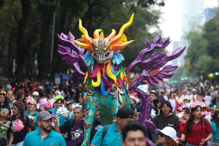 The Monumental Alebrijes Parade and the 2025 Zombie March filled the streets of the Historic Center of Mexico City with color, tradition and terror.