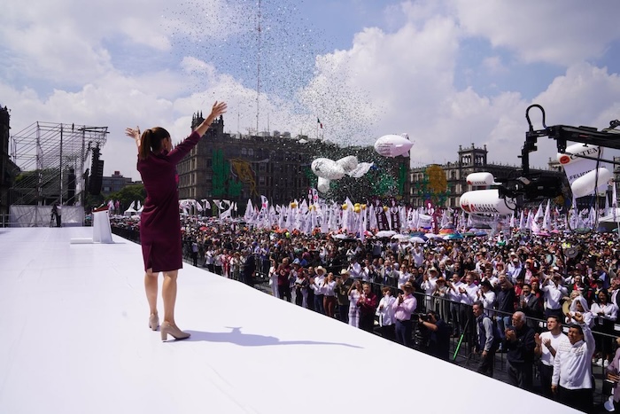 La Presidenta Sheinbaum encabezó el cierre de su gira nacional de rendición de cuentas con motivo de su Primer Informe de Gobierno en el Zócalo de la CdMx.