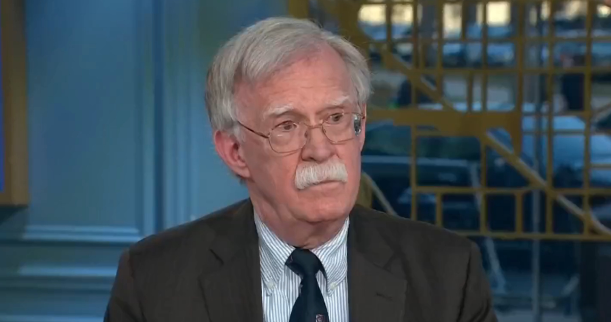 John Bolton, exasesor de Seguridad Nacional de Trump, es acusado de varios delitos.