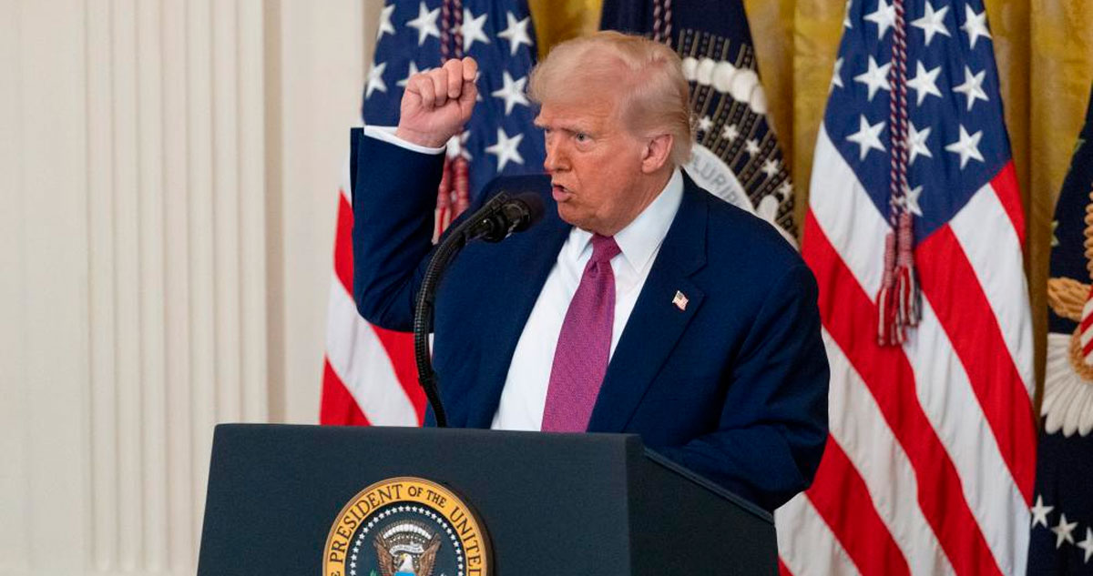 Trump acordó con Sheinbaum extender el plazo de negociación para un acuerdo comercial entre México y EU.