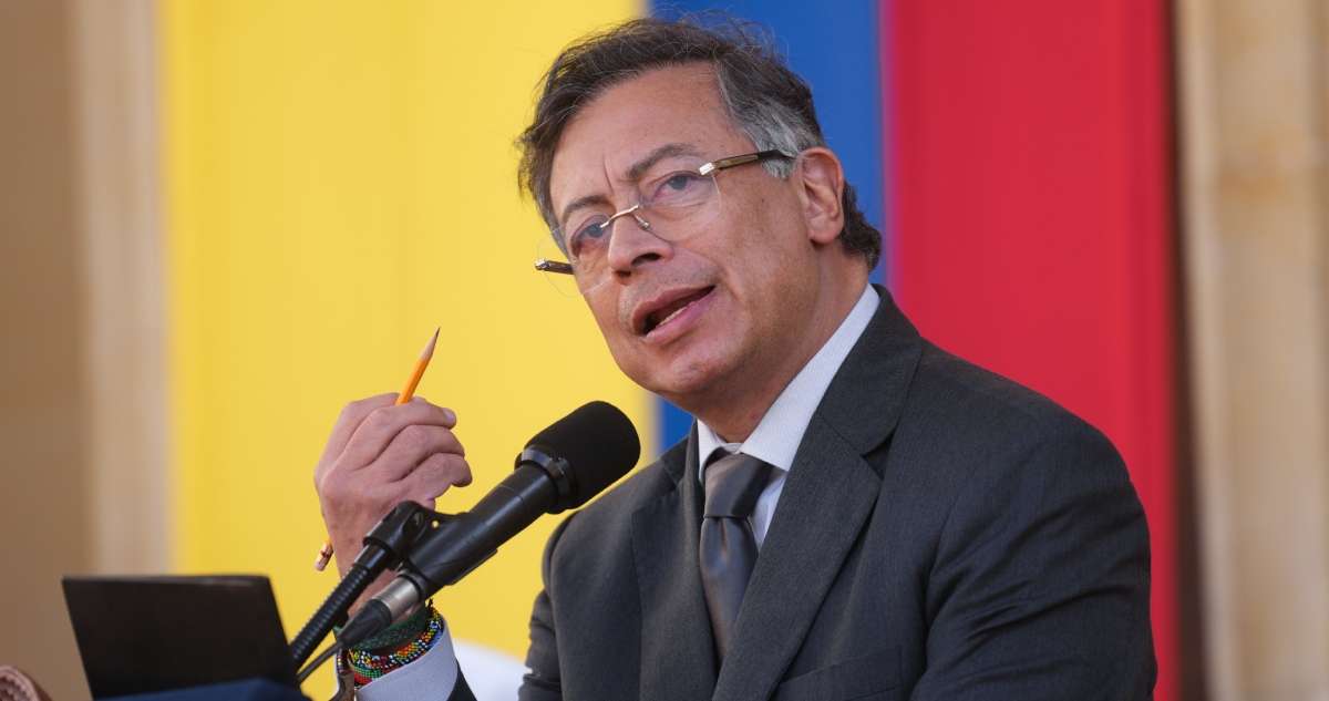 La crisis diplomática entre Colombia y EU dio otro giro. El anuncio del retiro de ayuda de Trump va contra sus propios objetivos en ese país, aseguran expertos.