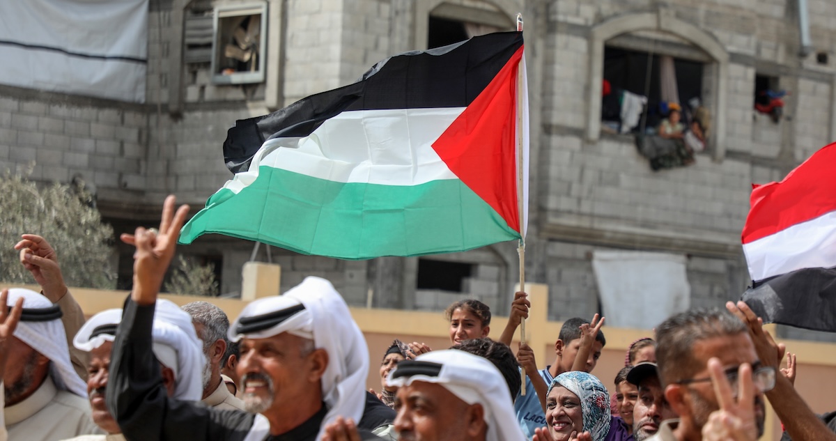 Un alto mando de Hamás reveló que el próximo lunes iniciará la entrega de 48 prisioneros retenidos por combatientes en Gaza, en declaraciones hechas a AFP.