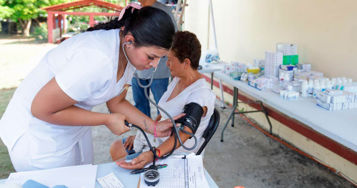 El ISSSTE brinda atención médica a afectados por lluvias, incluidos no derechohabientes