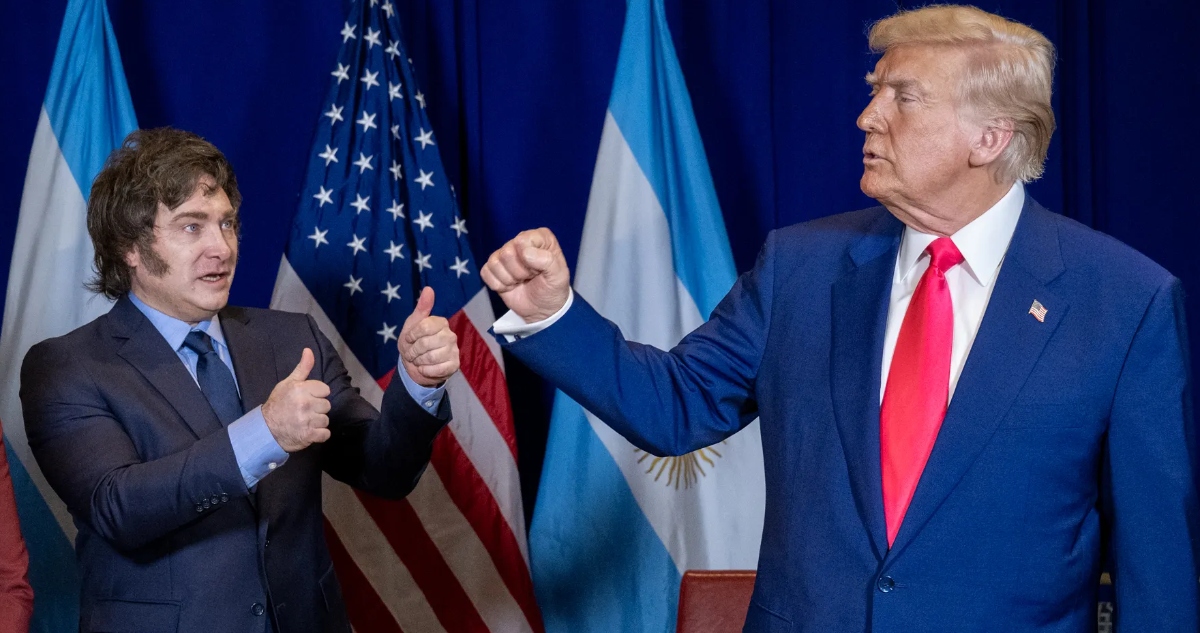 El Presidente Trump presumió el apoyo de EU luego de condicionar el multimillonario rescate para Argentina a un triunfo de Milei en las elecciones legislativas.