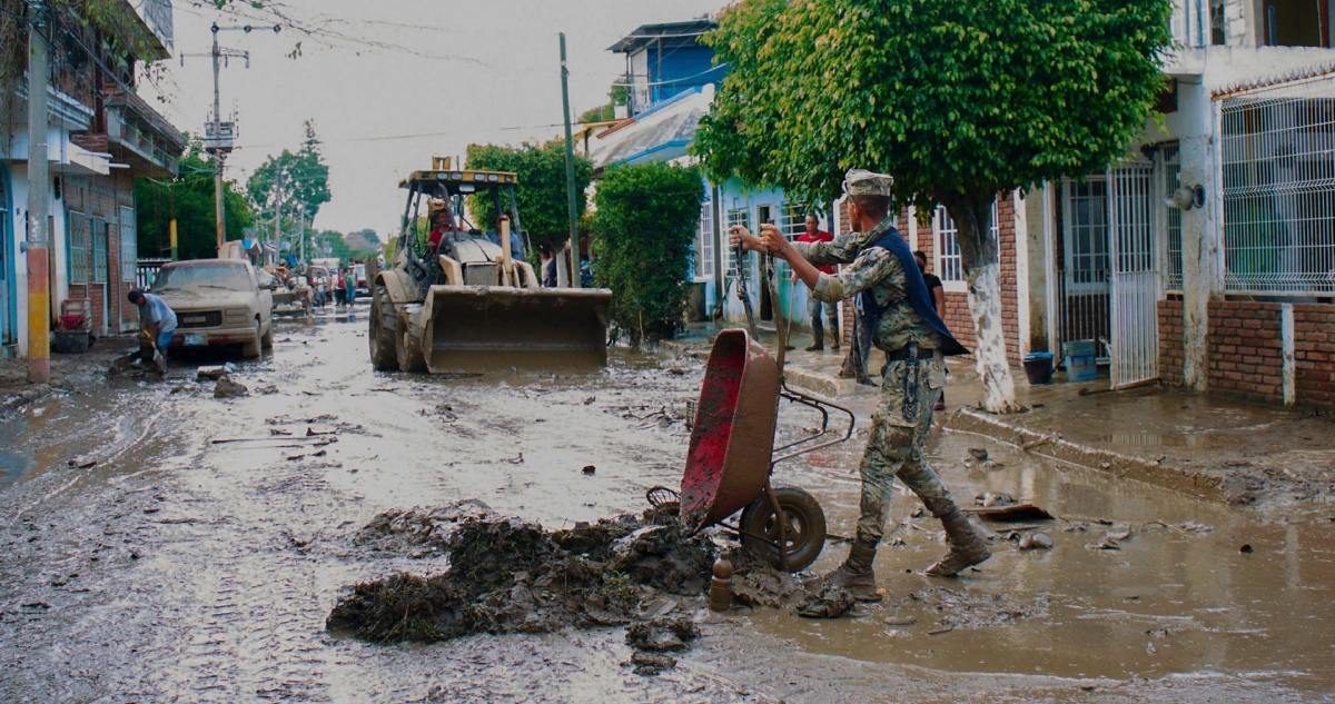 Diana se puso a salvo gracias a que fue alertada de la crecida del río Cazones cuando regresó a su casa, después de salir a buscar al perro que se le escapó.