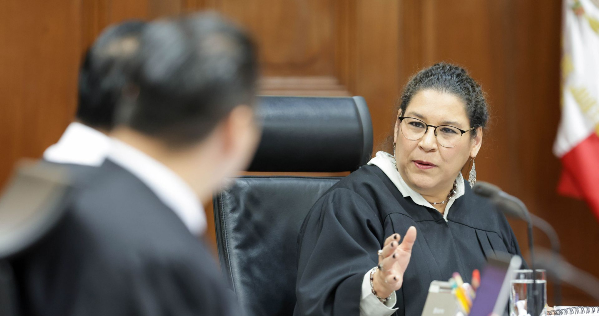Lenia Batres en el pleno de la SCJN.