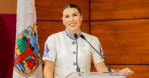 Una de las características de la expresión pública de la Gobernadora Marina del Pilar Ávila es hacer de su vida personal, política de comunicación del Gobierno.