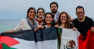 Mexicanos que viajaban en la Global Summud Flotilla aceptan su repatriación a México