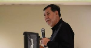 Noroña defendió su vuelo privado y Sheinbaum evitó entrar en debate, pero aseguró que a cada quien lo evaluará la gente.