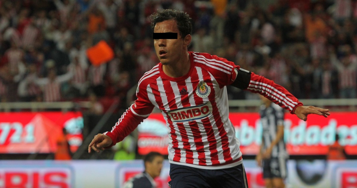 Omar Bravo fue vinculado a proceso por el delito de abuso sexual infantil agravado, durante una audiencia celebrada este viernes ante un Juez de Jalisco.