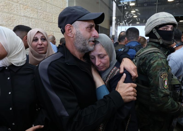 Hamás denunció que los palestinos liberados por Israel en el marco del acuerdo de alto al fuego sufrieron "las más horrendas torturas psicológicas y físicas".