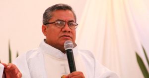 Hallan el cuerpo sin vida de sacerdote de Mezcala, Guerrero, reportado como desaparecido.