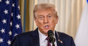 Trump pone fin a negociaciones comerciales con Canadá por mal uso de imagen de Reagan.