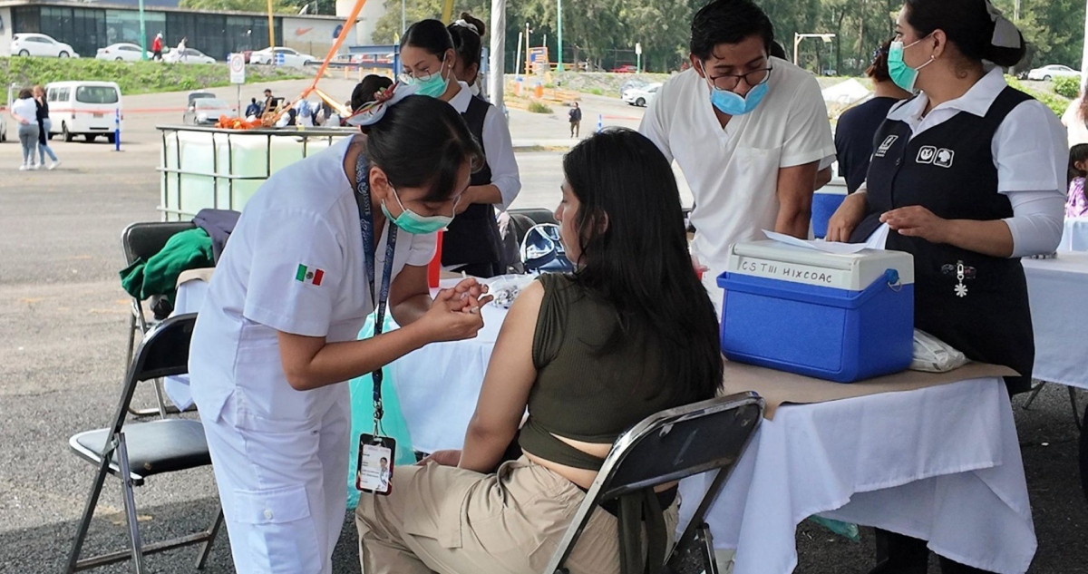 El Secretario de Salud, David Kershenobich, anunció el día de hoy el arranque de la Campaña Nacional de Vacunación para la Temporada Invernal 2025–2026.