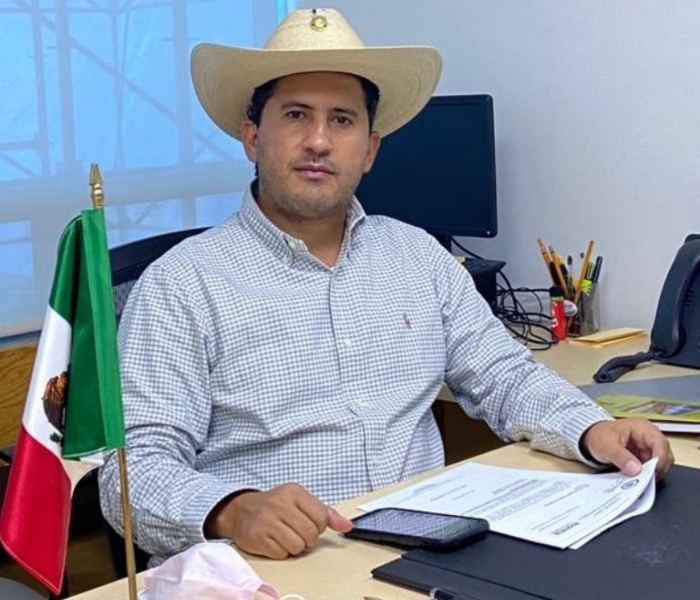 Government under pressure after assassination of Mayor.