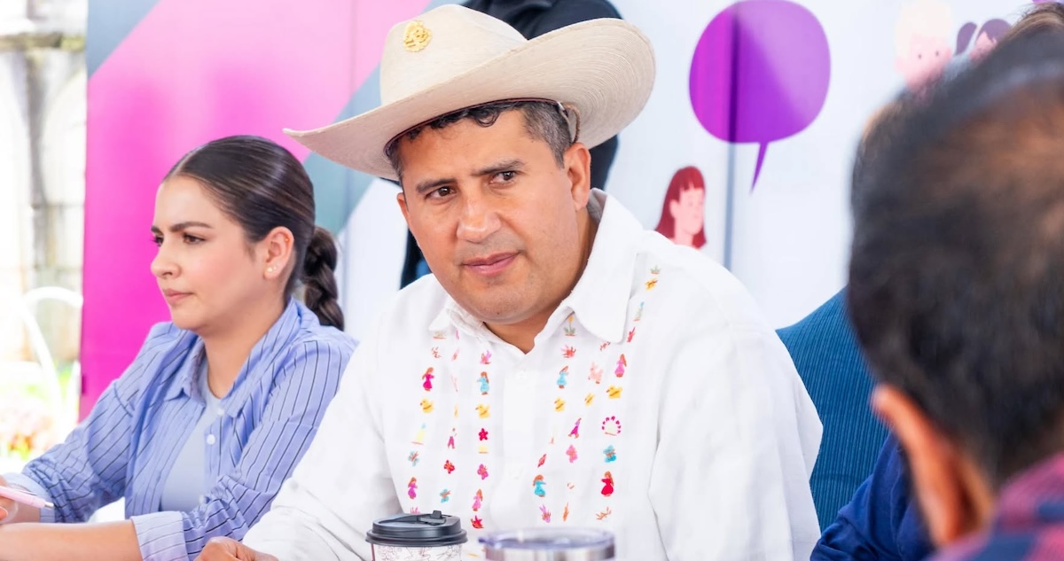 Carlos Manzo, Alcalde de Uruapan, denunció la situación de violencia que vive la comunidad y pidió ayuda a la Presidenta Sheinbaum para combatir al crimen.