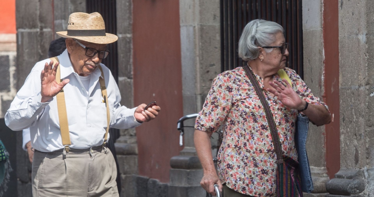 Investigadores desarrollaron una nueva herramienta que permite estimar el riesgo de desarrollar problemas asociados con Alzheimer años antes de los síntomas.