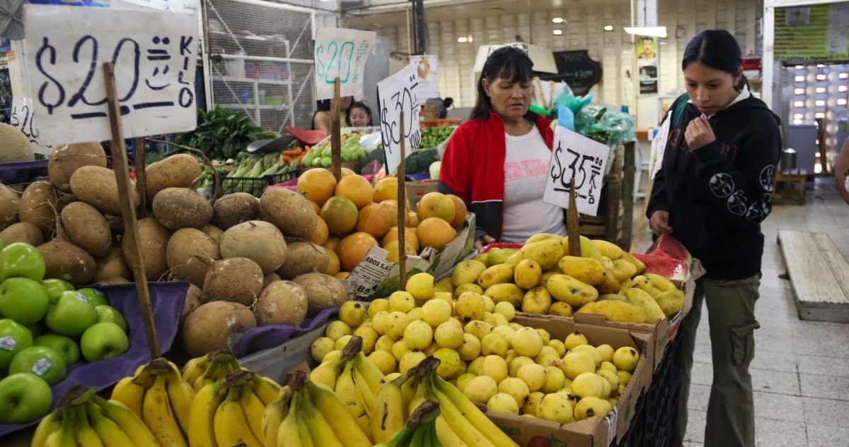 Donald Trump eximió el viernes de sus aranceles más altos a importaciones agrícolas clave como el café, el cacao, los plátanos y ciertos productos cárnicos.