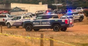 Ataque armado durante una carrera de caballos en Parral, Chihuahua, deja siete muertos