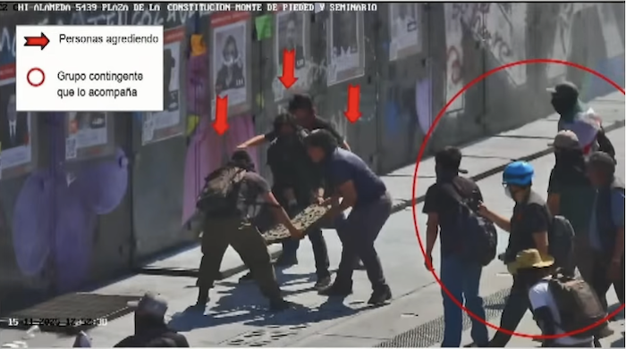 La Secretaría de Seguridad reportó el lunes 17 de noviembre que un grupo de personas utilizó la tapa de una coladera para realizara agresiones en la marcha del 15 de noviembre. 