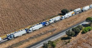 Bloqueos de transportistas dejan pérdidas de hasta 6 mil millones; CONCANACO SERVYTUR