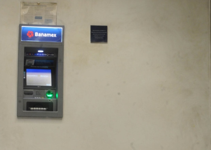 La SSPC recomienda prestar atención a las siguientes pautas que te ayudarán a obtener tu dinero de manera segura para evitar ser víctima de robo o fraude.