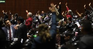 La Cámara de Diputados avaló el Presupuesto del Ejercicio Fiscal 2026 con reasignaciones de ramos autónomos, con recortes al Poder Judicial, FGR, CNDH y al INE.