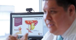 El cáncer de próstata se ha consolidado como uno de los principales desafíos de salud pública masculina; la detección temprana es clave para evitar la muerte.