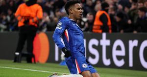 El Chelsea dio una muestra de buen fútbol y le propinó una goleada a Barcelona por 3-0.