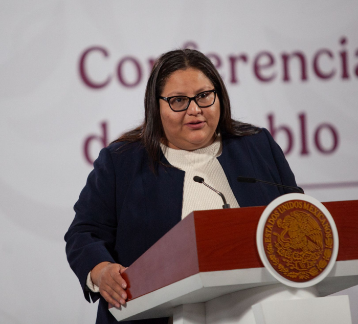 Minerva Citlalli Hernández Mora, Secretaria de las Mujeres durante conferencia de prensa en Palacio Nacional.