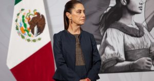 El gobierno de Perú anunció el lunes la ruptura de relaciones diplomáticas con México; hoy el Congreso peruano declaró a Claudia Sheinbaum persona "non grata".