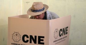 Honduras elige a su nuevo Presidente en unas elecciones marcadas por tensiones, acusaciones cruzadas de fraude y un electorado con altos niveles de indecisión.