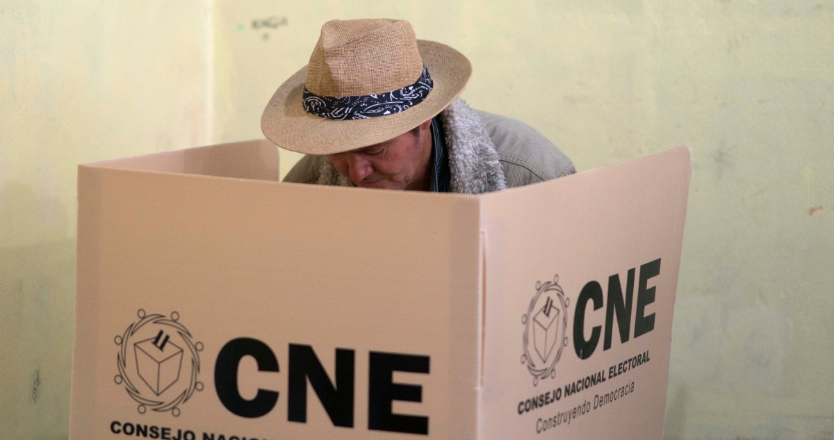 Honduras elige a su nuevo Presidente en unas elecciones marcadas por tensiones, acusaciones cruzadas de fraude y un electorado con altos niveles de indecisión.