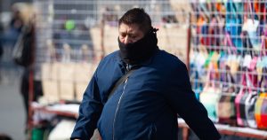 La masa de aire ártico asociada al frente frío número 13 mantendrá este martes un ambiente de frío a muy frío en el norte, noreste, oriente y centro de México.