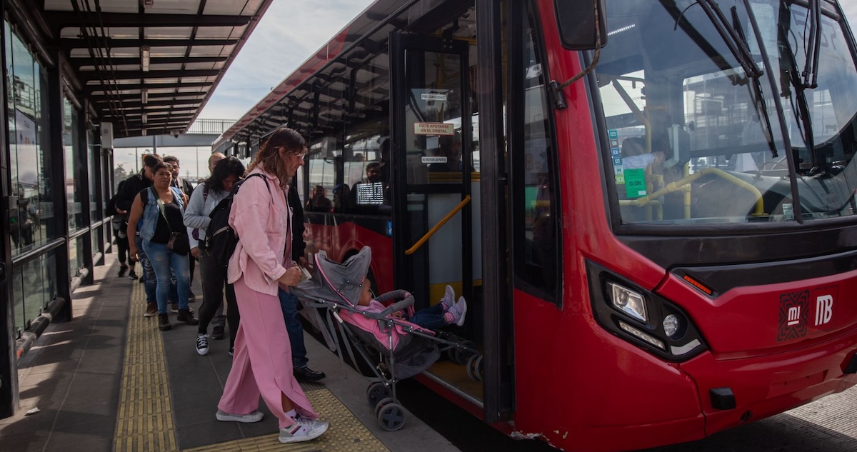Con motivo del Día de la Revolución, los distintos sistemas de transporte público que operan en la CdMx tendrán un horario especial.