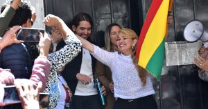 Jeanine Áñez sale de prisión.