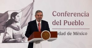 Juan Ramón de la Fuente.