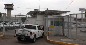 Al menos 12 centros penitenciarios del país concentran el 56% del total de líneas telefónicas reportadas por extorsión, reveló el titular de la SSPC.