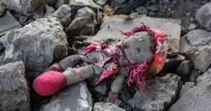 Una ONG denunció que las armas explosivas están causando la muerte de niños "a una escala nunca vista", con casi 12 mil menores muertos o heridos en 2024.