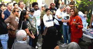 A sus 85 años y después de permanecer cerca de la mitad de su vida en la Cámara de Representantes, Nancy Pelosi anunció que no buscará la reelección.