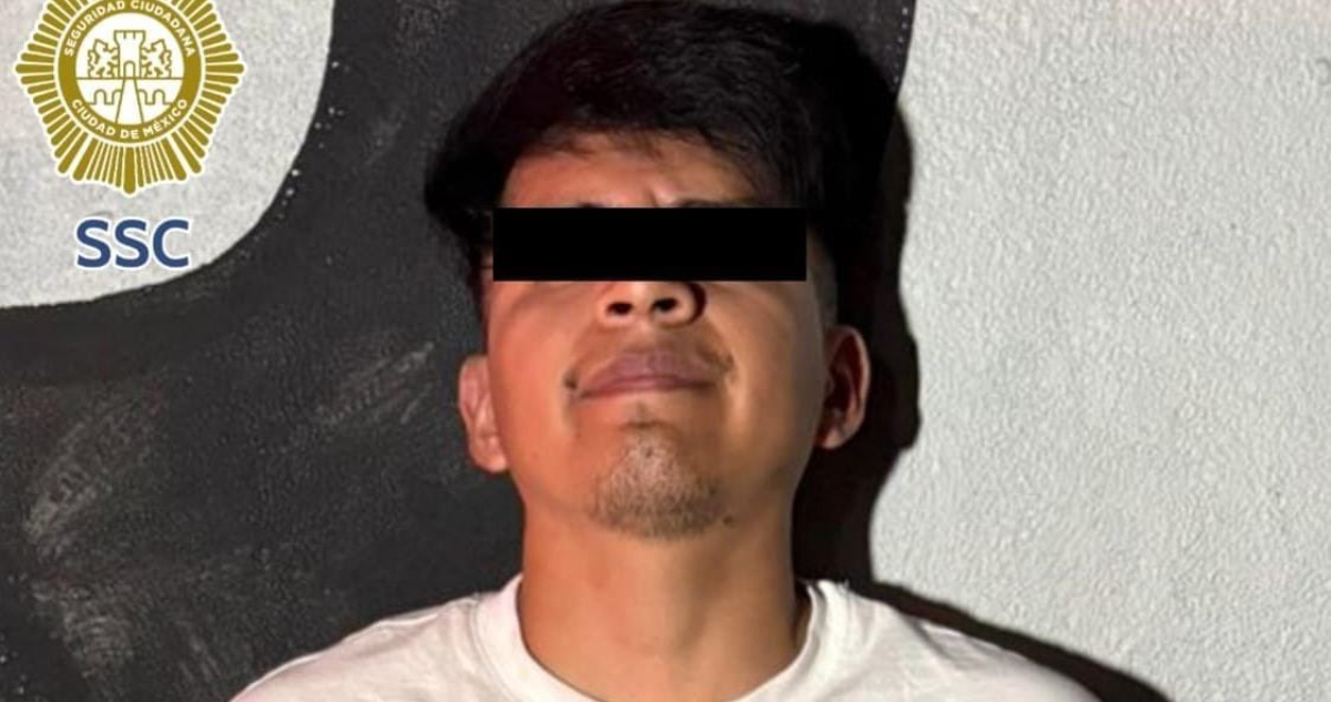 La SSC-CdMx detuvo a un presunto responsable del robo en la joyería Araj de Plaza San Jerónimo, donde fueron sustraídos relojes, pulseras y cadenas de oro.