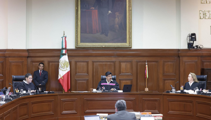 According to Reforma, managers of giants in the US complain to Trump about Judicial Reform.