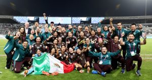 La selección de México femenil consiguió la medalla de bronce en el Mundial sub-17 luego de vencer a Brasil en penales tras empatar 1-1 en los 90 minutos.