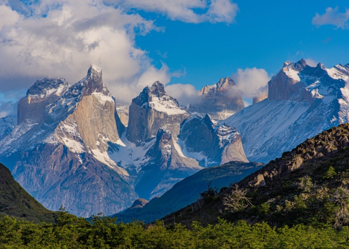 La SRE informó este miércoles que atiende la situación respecto a los dos mexicanos que perdieron la vida el día de ayer en el Parque Nacional Torres del Paine.